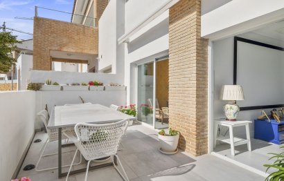 Resale - House - Detached Villa - Benalmádena - Benalmadena Centro