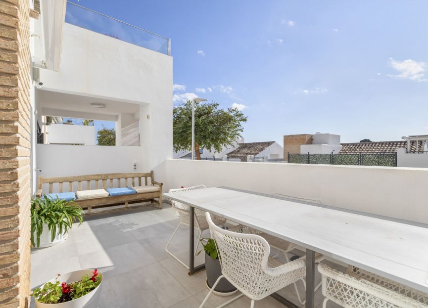 Resale - House - Detached Villa - Benalmádena - Benalmadena Centro