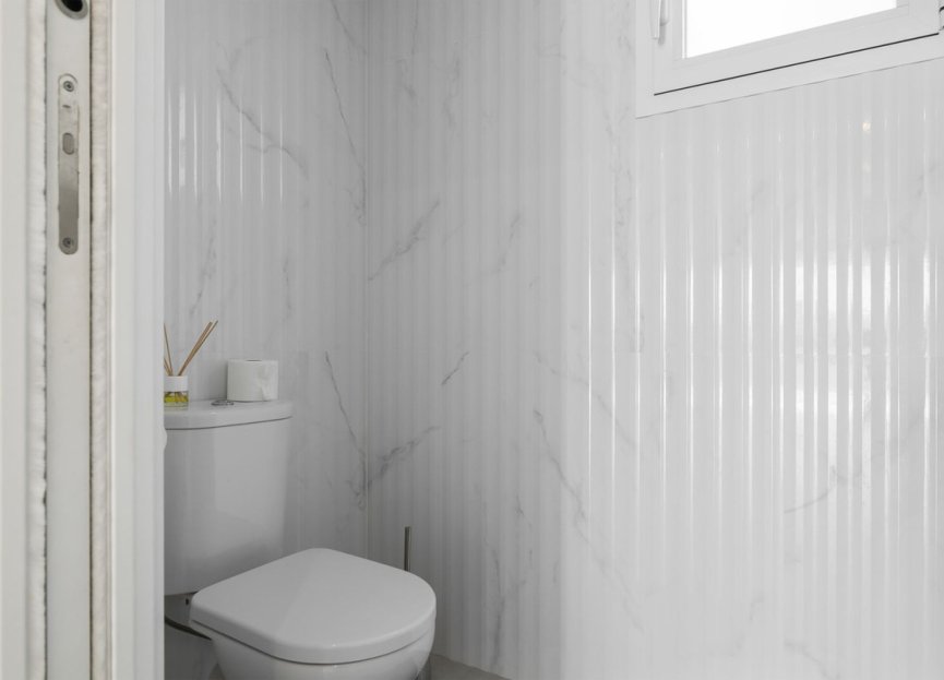 Resale - House - Detached Villa - Benalmádena - Benalmadena Centro