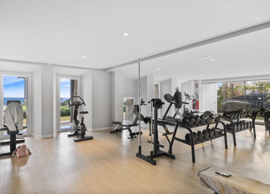 Resale - House - Detached Villa - Benalmádena - Benalmadena Centro