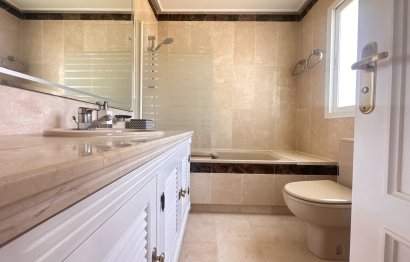 Dominion Beach, Estepona