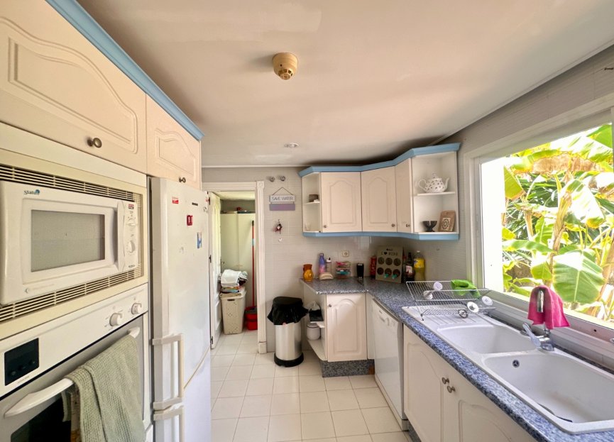 Dominion Beach, Estepona