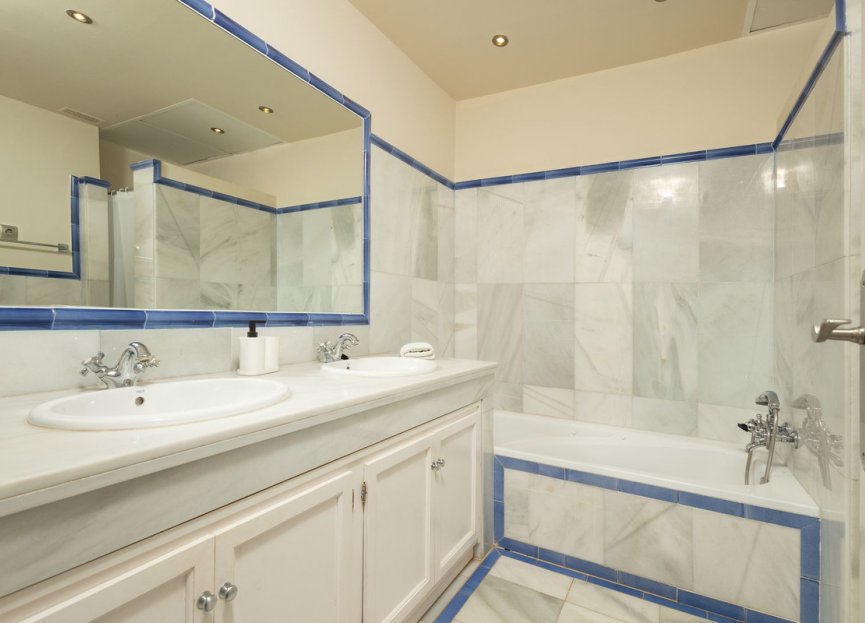 Resale - Ground floor apartment - Casares - Casares Playa