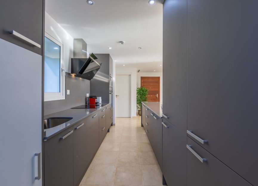 Resale - Ground floor apartment - Casares - Casares Playa