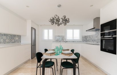 Resale - Apartment - Penthouse - Benahavís - Benahavís Centro