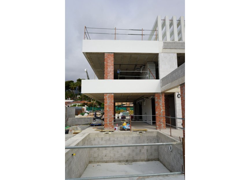 Resale - House - Detached Villa - Benalmádena - Benalmadena Centro