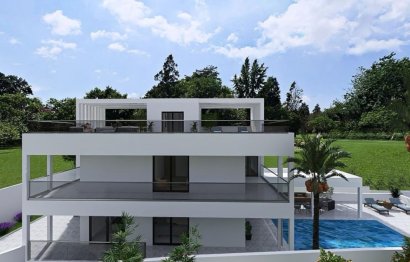 Resale - House - Detached Villa - Benalmádena - Benalmadena Centro