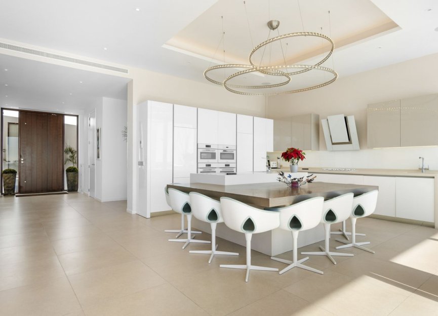 Resale - House - Detached Villa - Benahavís - Benahavís Centro