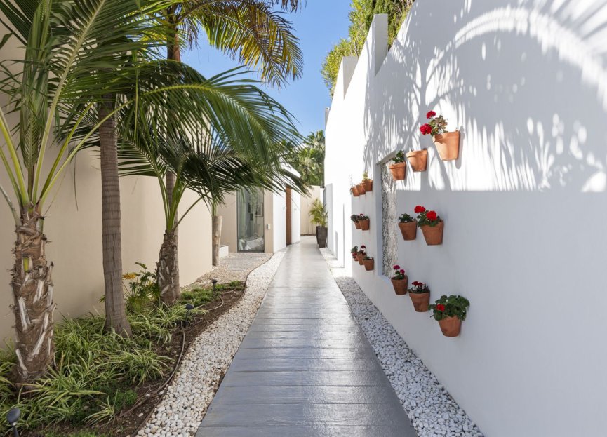 Resale - House - Detached Villa - Benahavís - Benahavís Centro