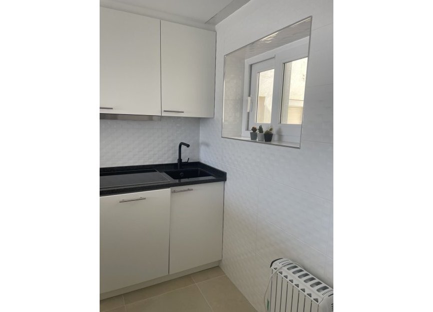 Resale - Apartment - Top Floor Apartment - Casares - Casares Playa