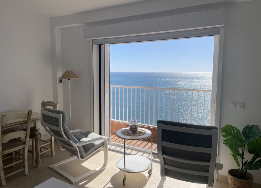 Resale - Apartment - Top Floor Apartment - Casares - Casares Playa