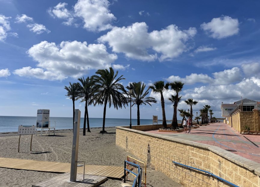 Resale - Apartment - Top Floor Apartment - Casares - Casares Playa