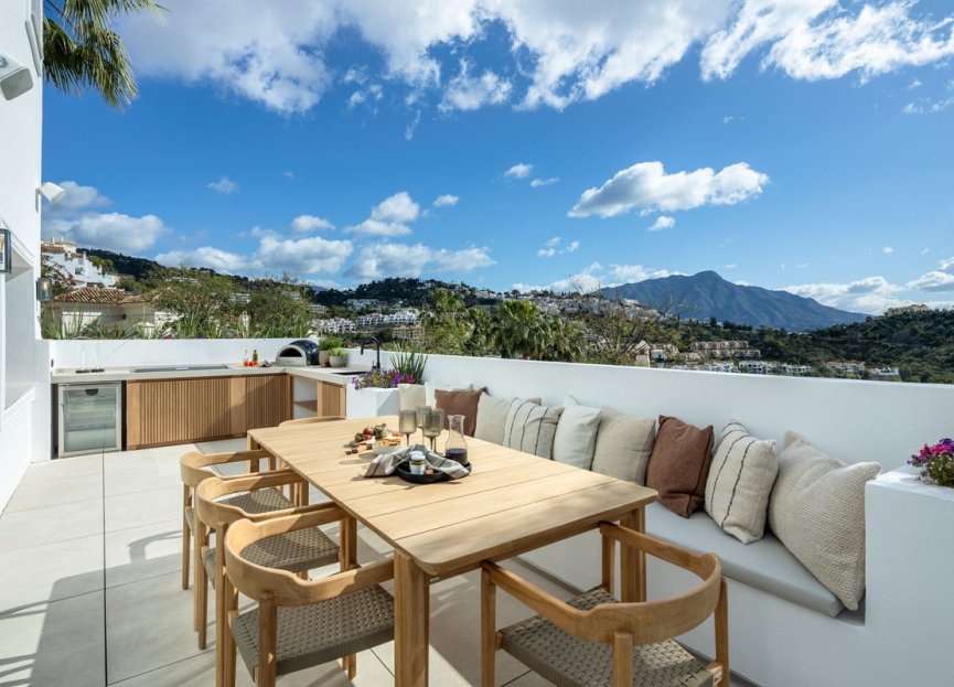 Resale - House - Detached Villa - Benahavís - Los Arqueros