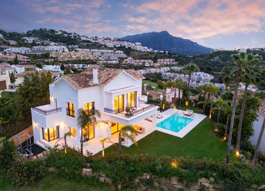 Resale - House - Detached Villa - Benahavís - Los Arqueros