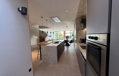 Resale - House - Townhouse - Benahavís - Benahavís Centro