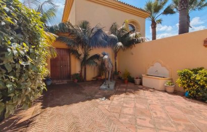 Resale - House - Detached Villa - Sotogrande