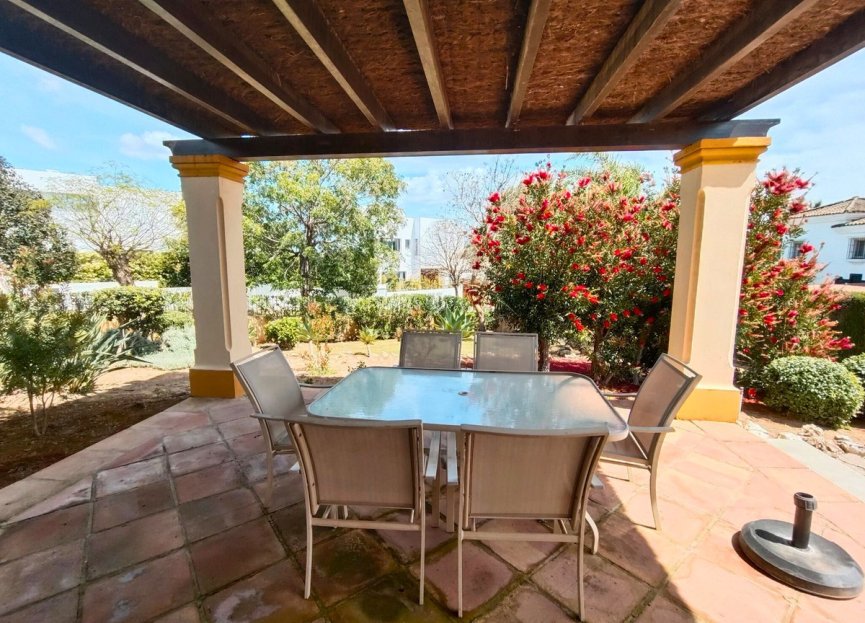 Resale - House - Detached Villa - Sotogrande