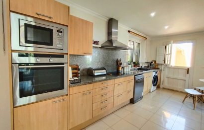 Resale - House - Detached Villa - Sotogrande