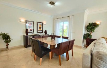 Resale - House - Detached Villa - Sotogrande