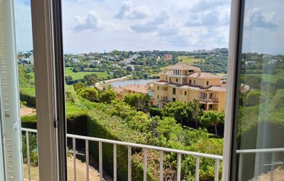 Resale - House - Detached Villa - Sotogrande