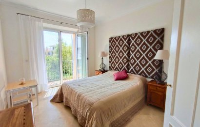 Resale - House - Detached Villa - Sotogrande