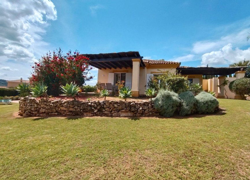 Resale - House - Detached Villa - Sotogrande