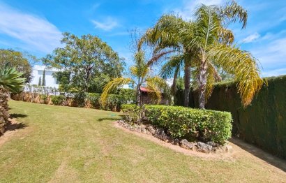 Resale - House - Detached Villa - Sotogrande