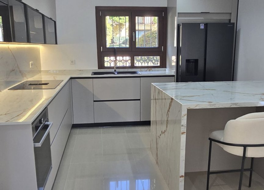 Resale - House - Detached Villa - Marbella - The Golden Mile