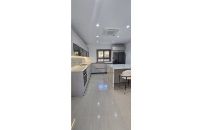 Resale - House - Detached Villa - Marbella - The Golden Mile