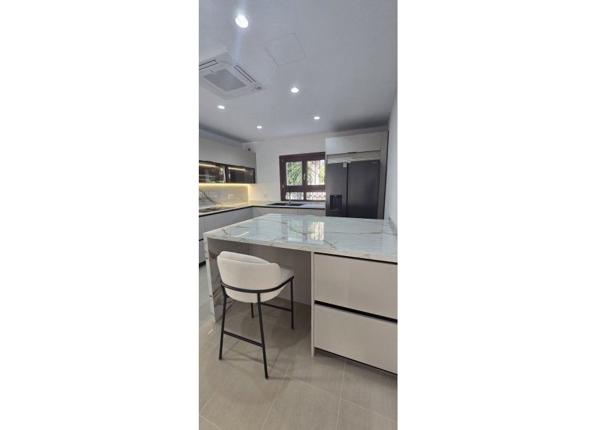 Resale - House - Detached Villa - Marbella - The Golden Mile