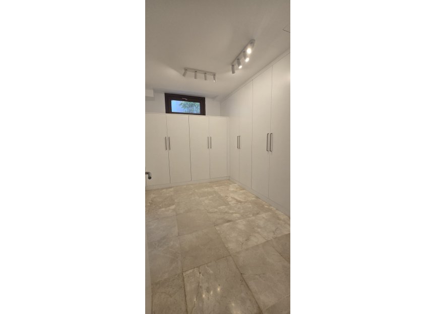 Resale - House - Detached Villa - Marbella - The Golden Mile