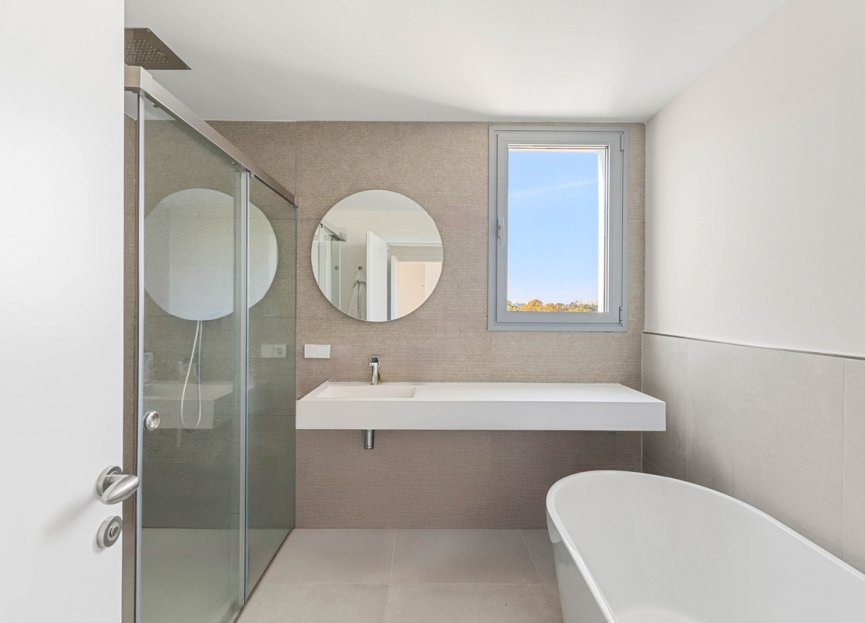 Resale - House - Semi-Detached House - Marbella - Guadalmina Alta