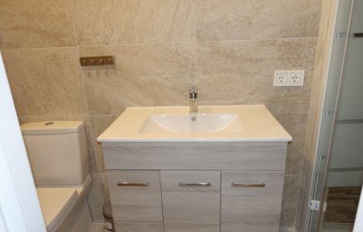 Resale - Apartment - Middle Floor Apartment - Marbella - Puerto Banús