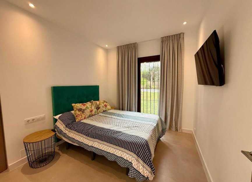 Resale - Ground floor apartment - Marbella - Nueva Andalucia