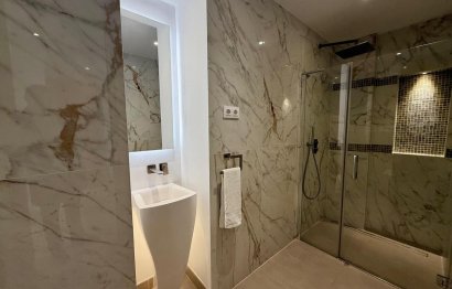 Resale - Ground floor apartment - Marbella - Nueva Andalucia