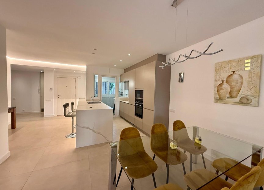 Resale - Ground floor apartment - Marbella - Nueva Andalucia