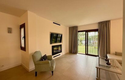 Resale - Ground floor apartment - Marbella - Nueva Andalucia