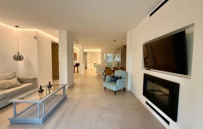 Resale - Ground floor apartment - Marbella - Nueva Andalucia