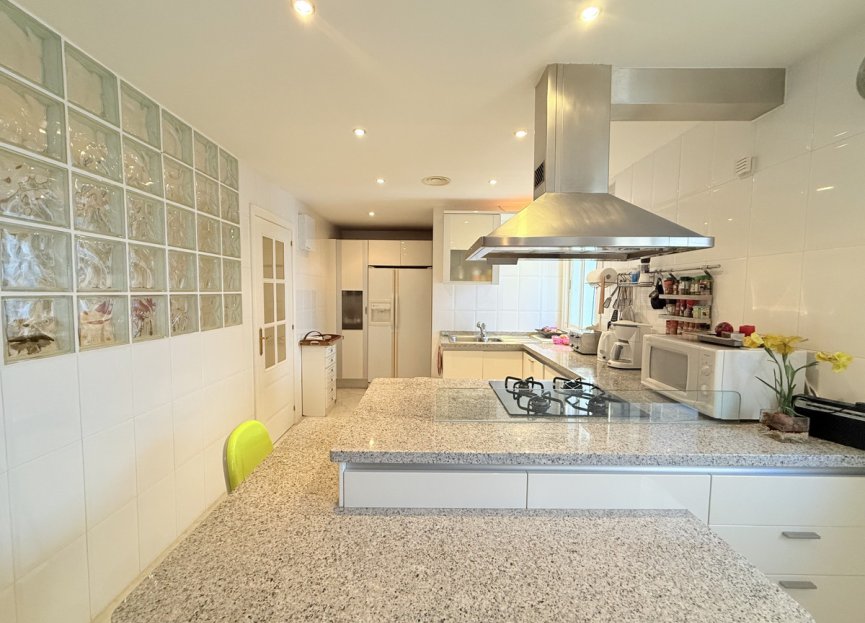 Resale - Apartment - Penthouse - Marbella - The Golden Mile