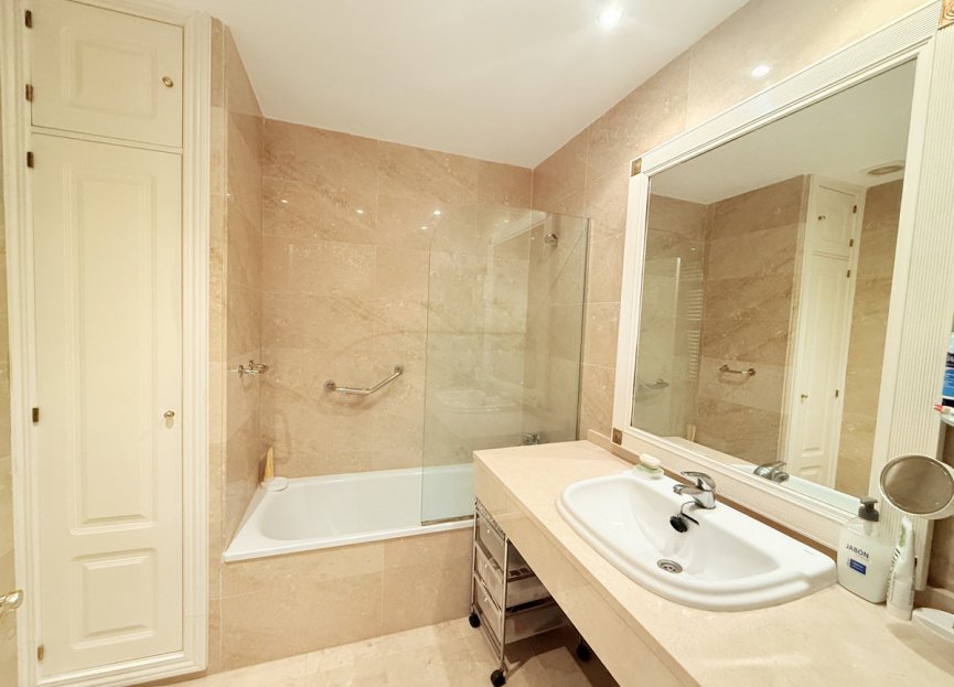 Resale - Apartment - Penthouse - Marbella - The Golden Mile