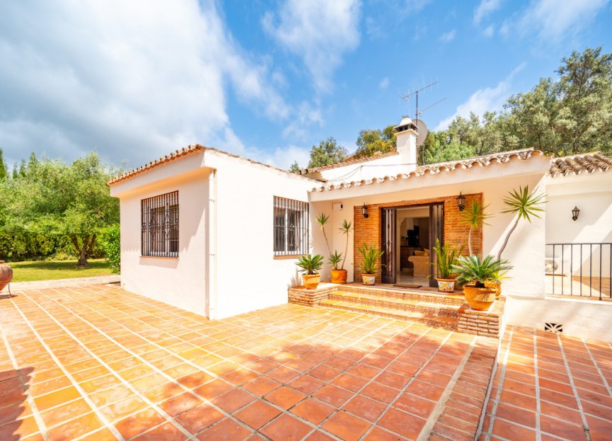 Resale - House - Detached Villa - Marbella - El Rosario