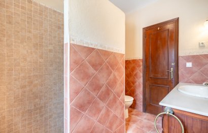 Resale - House - Detached Villa - Marbella - El Rosario