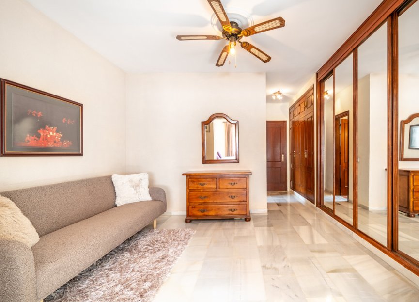 Resale - House - Detached Villa - Marbella - El Rosario