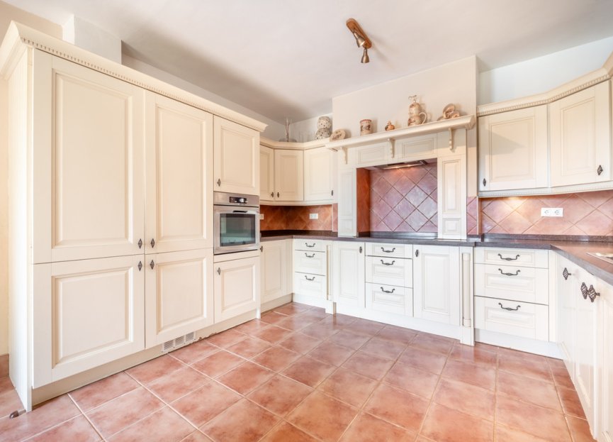 Resale - House - Detached Villa - Marbella - El Rosario