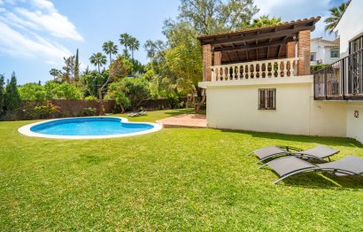 Resale - House - Detached Villa - Marbella - El Rosario
