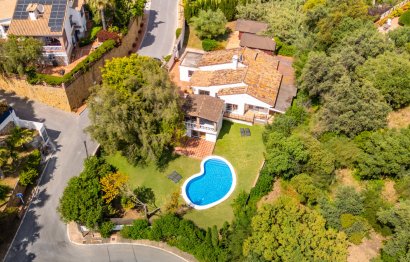 Resale - House - Detached Villa - Marbella - El Rosario