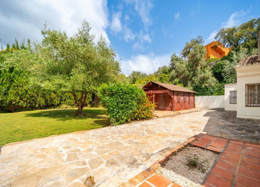 Resale - House - Detached Villa - Marbella - El Rosario