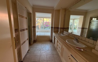 Resale - House - Detached Villa - Marbella - Puerto Banús