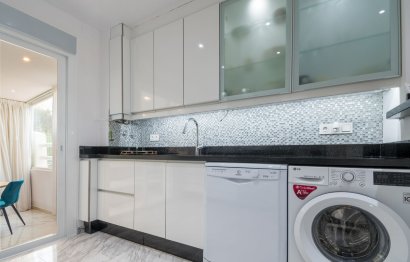 Resale - Ground floor apartment - Marbella - The Golden Mile