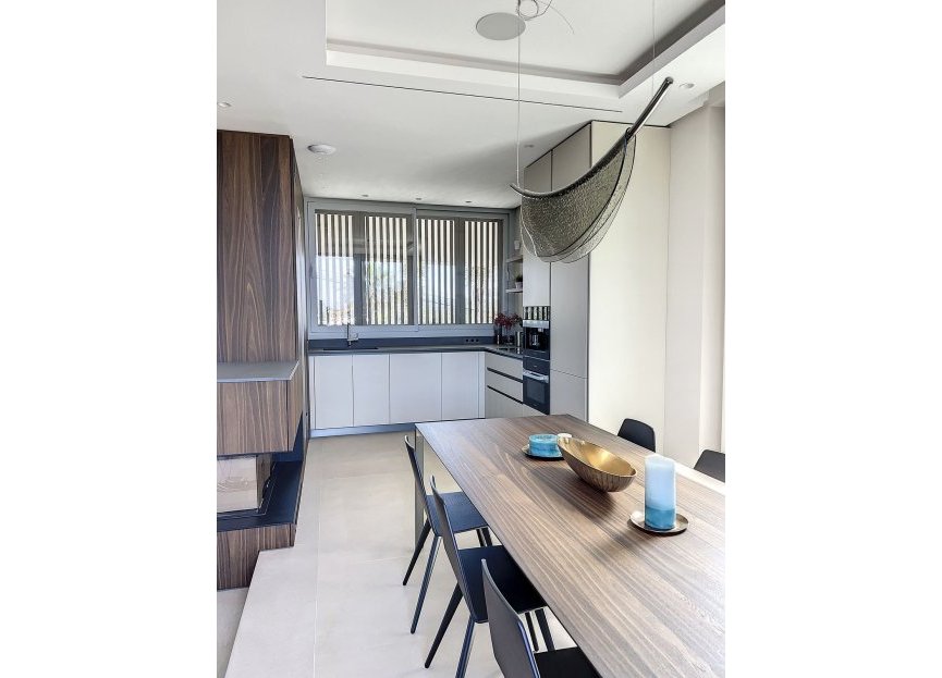 Reventa - House - Detached Villa - Marbella - Nueva Andalucia